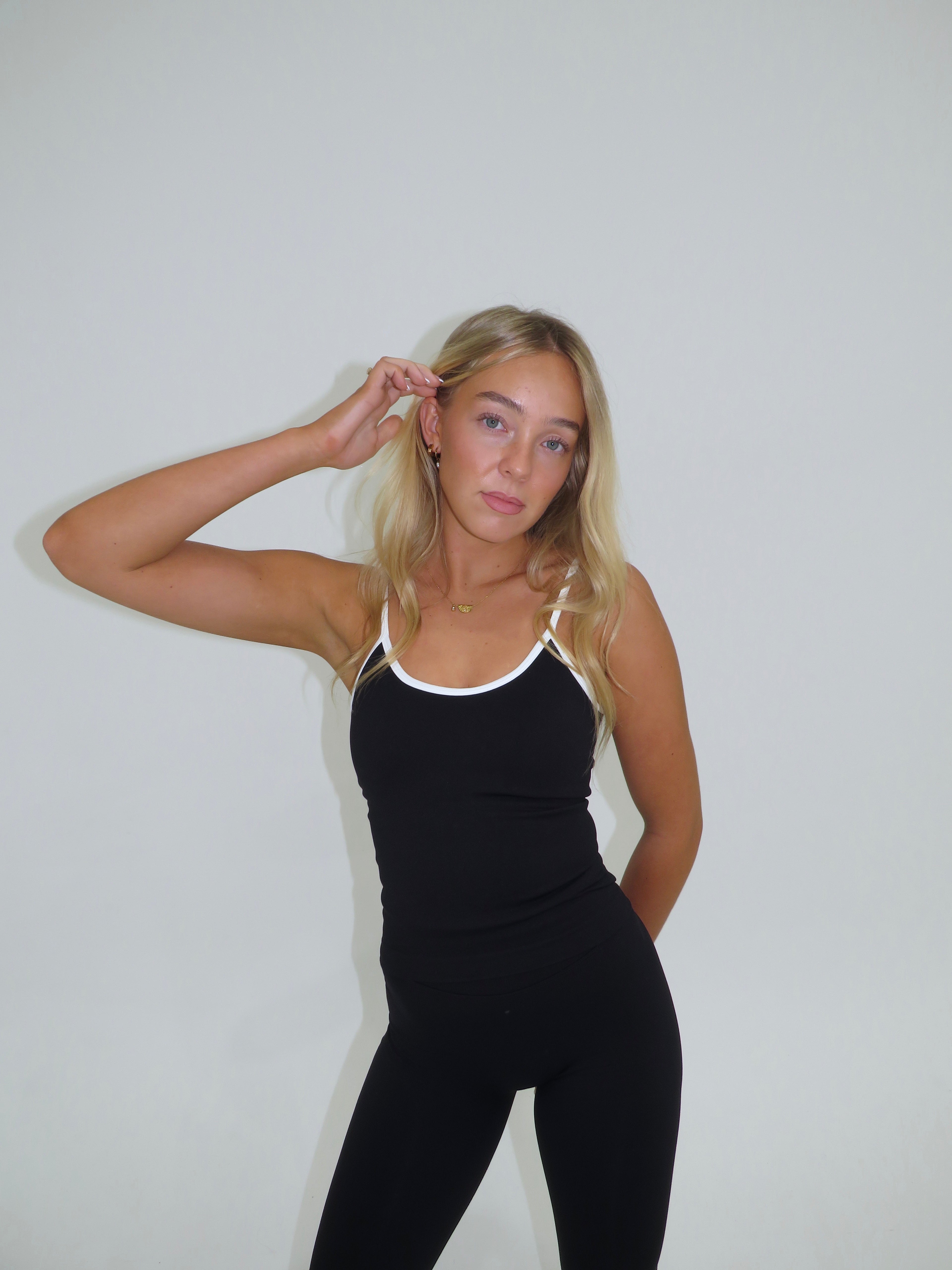Sadie Two Toned Tank - Black/White