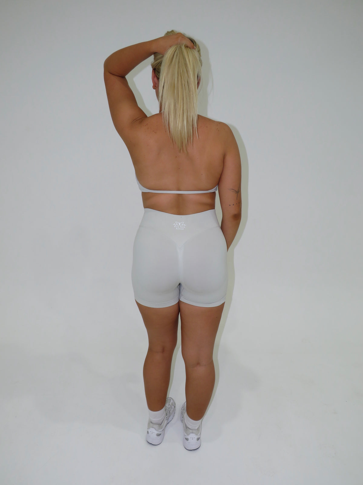Belle Shorts - Beige