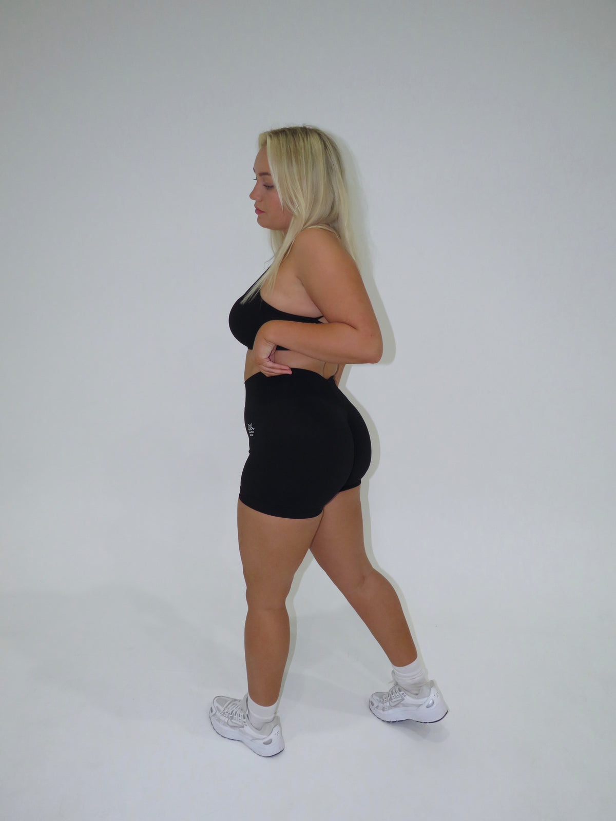 Milly Criss-Cross Crop - Black