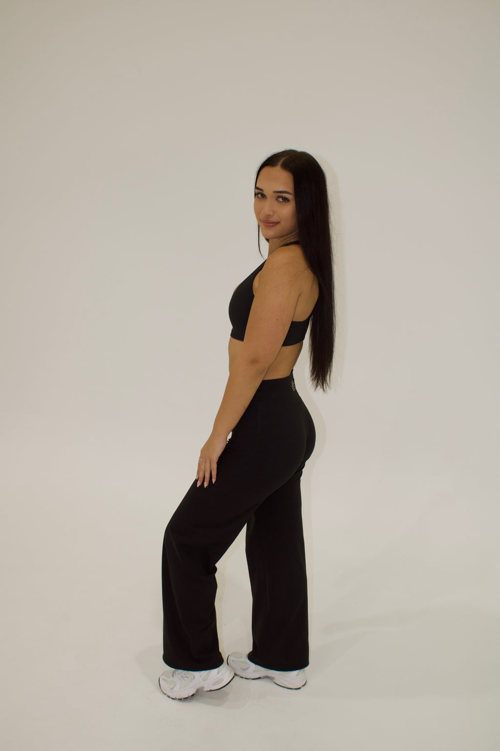 Bindi Flared Pants - Black